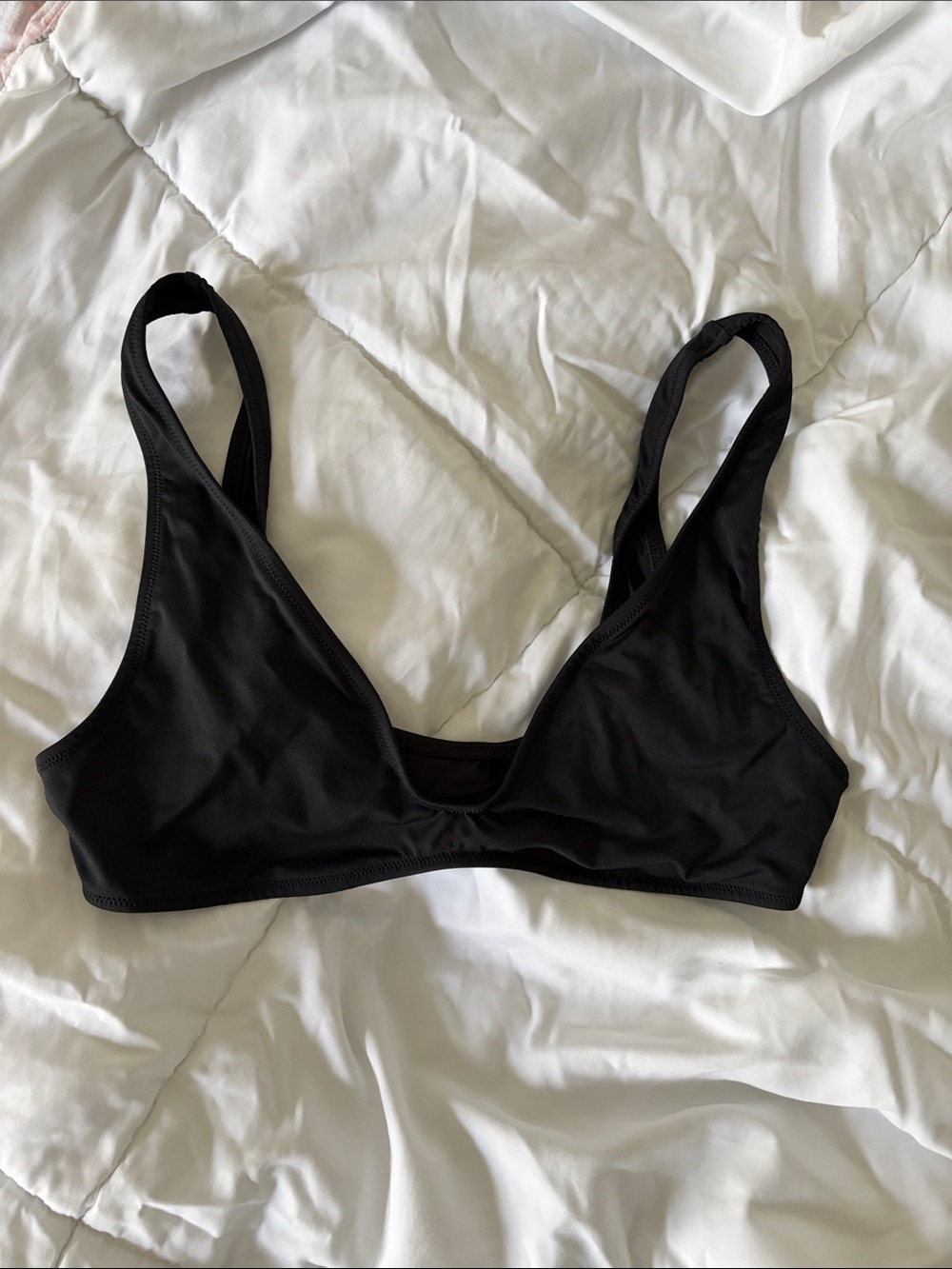 SKIMS Plunge Bikini Top - Picture 2 of 7